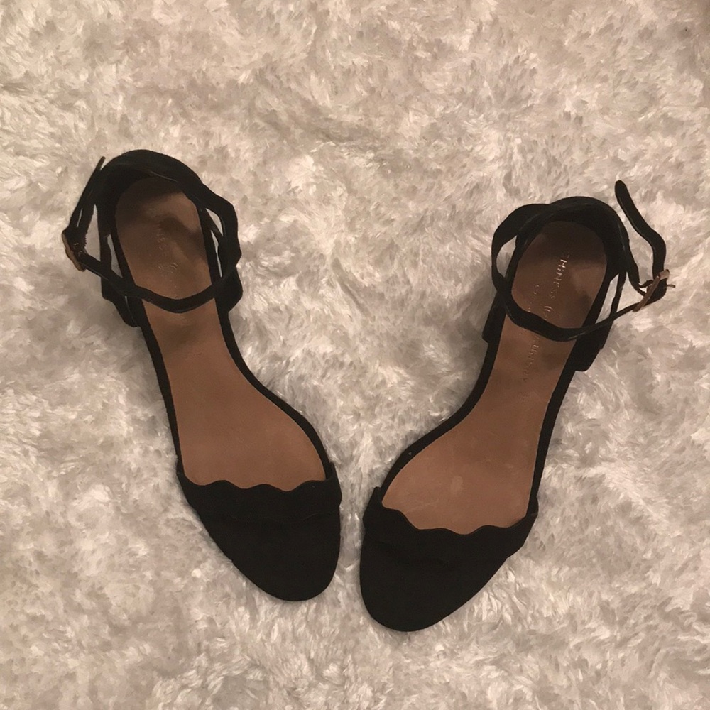 Black high heels || Size 11